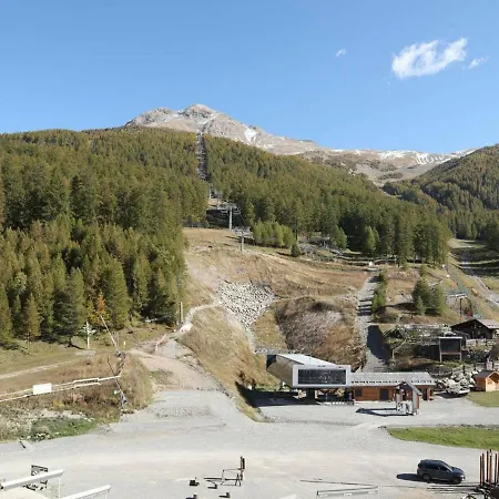 4 Pers Skis Aux Pieds, Balcon Sud - Fr-1-322-129 Apartment